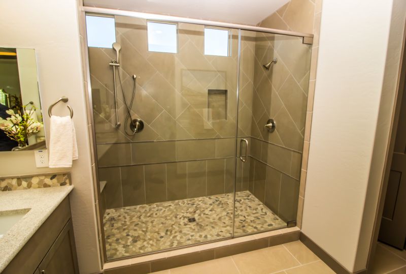Elegant Shower Corner